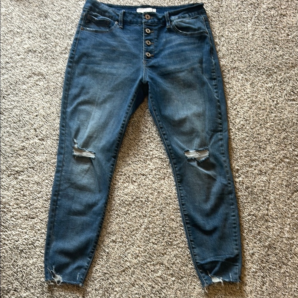 KanCan Ankle Jeans with Distressed Details